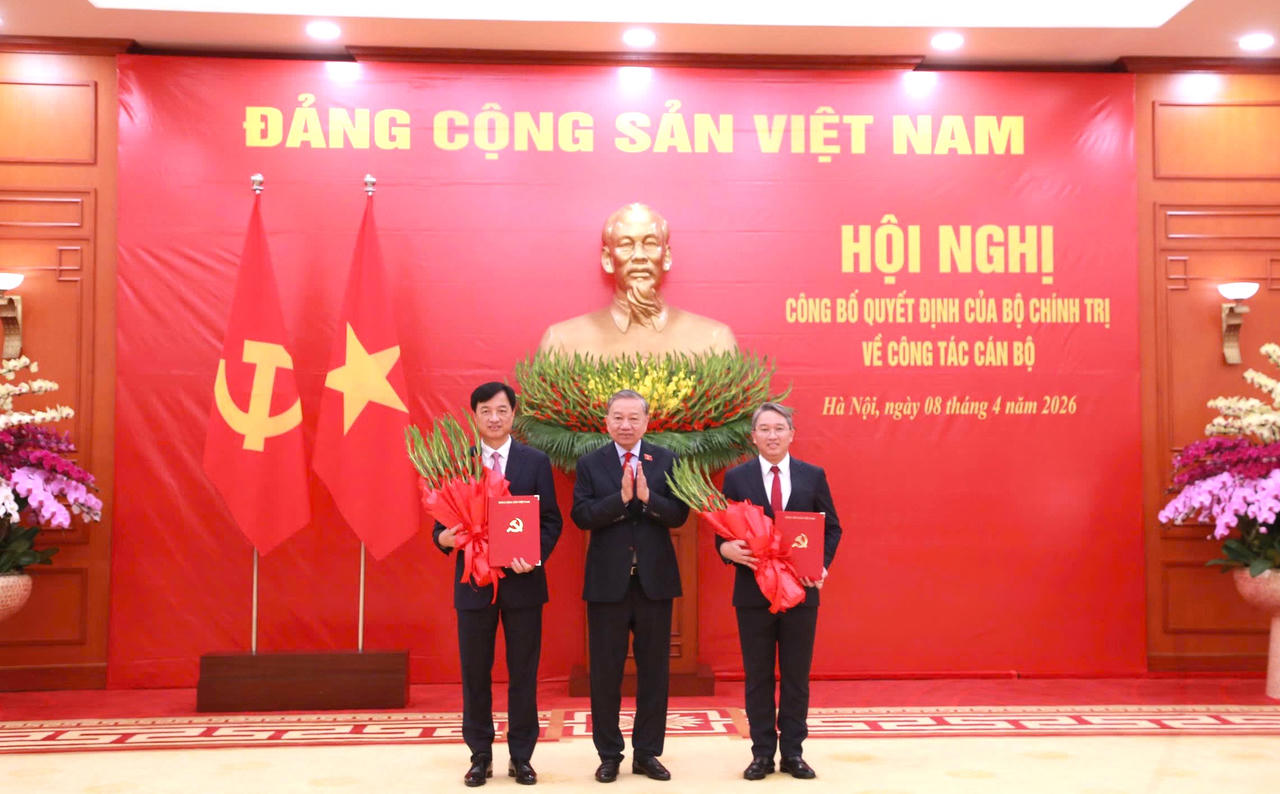 Bộ Chính trị điều động, phân công, bổ nhiệm đồng chí Nguyễn Hải Ninh giữ chức Chánh Văn phòng Trung ương Đảng