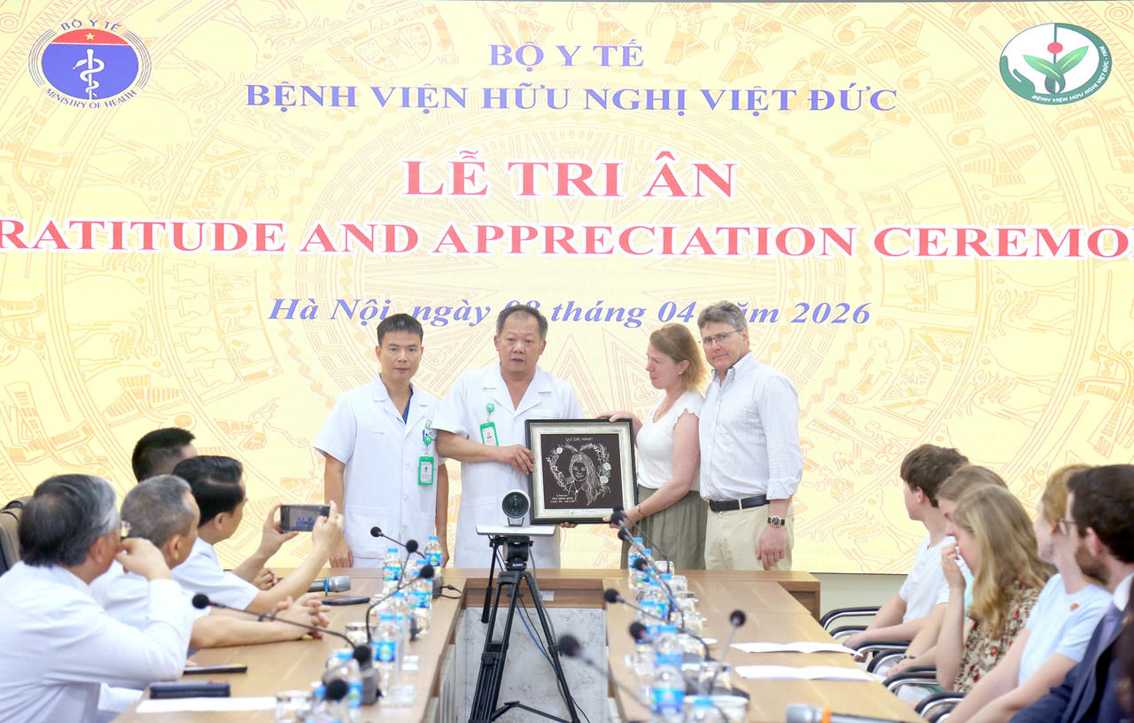 Cô gái Anh 19 tuổi qua đời tại Việt Nam, hiến tạng cứu sống 3 người