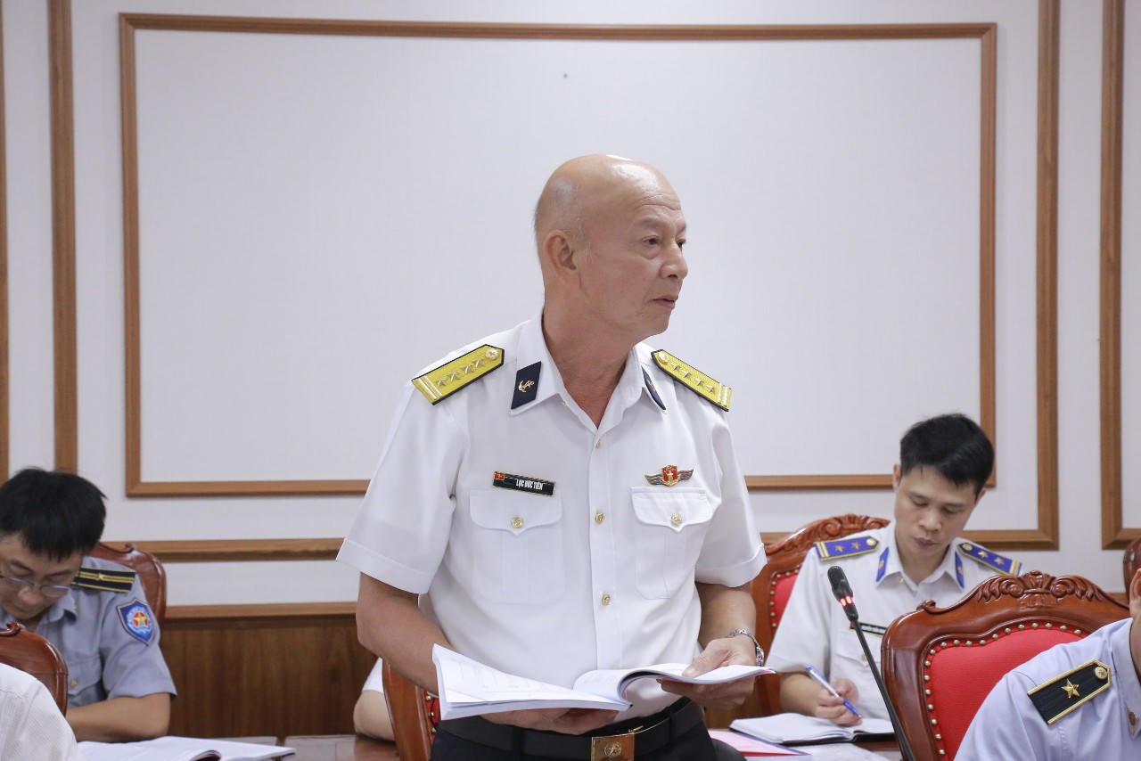 Các đại biểu thảo luận, đóng góp ý kiến tại Hội thảo.