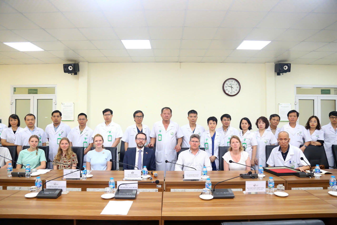 Cô gái Anh 19 tuổi qua đời tại Việt Nam, hiến tạng cứu sống 3 người