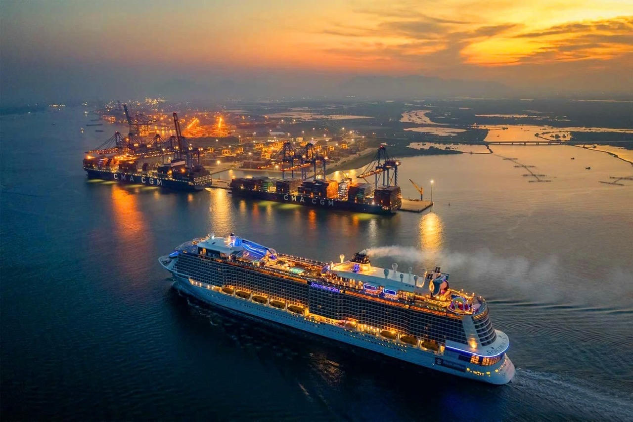 Nhờ vị trí kết nối thuận lợi và hạ tầng hoàn thiện, Đồng Nai đang dần trở thành trung tâm logistics xanh, hiện đại của Đông Nam Bộ.