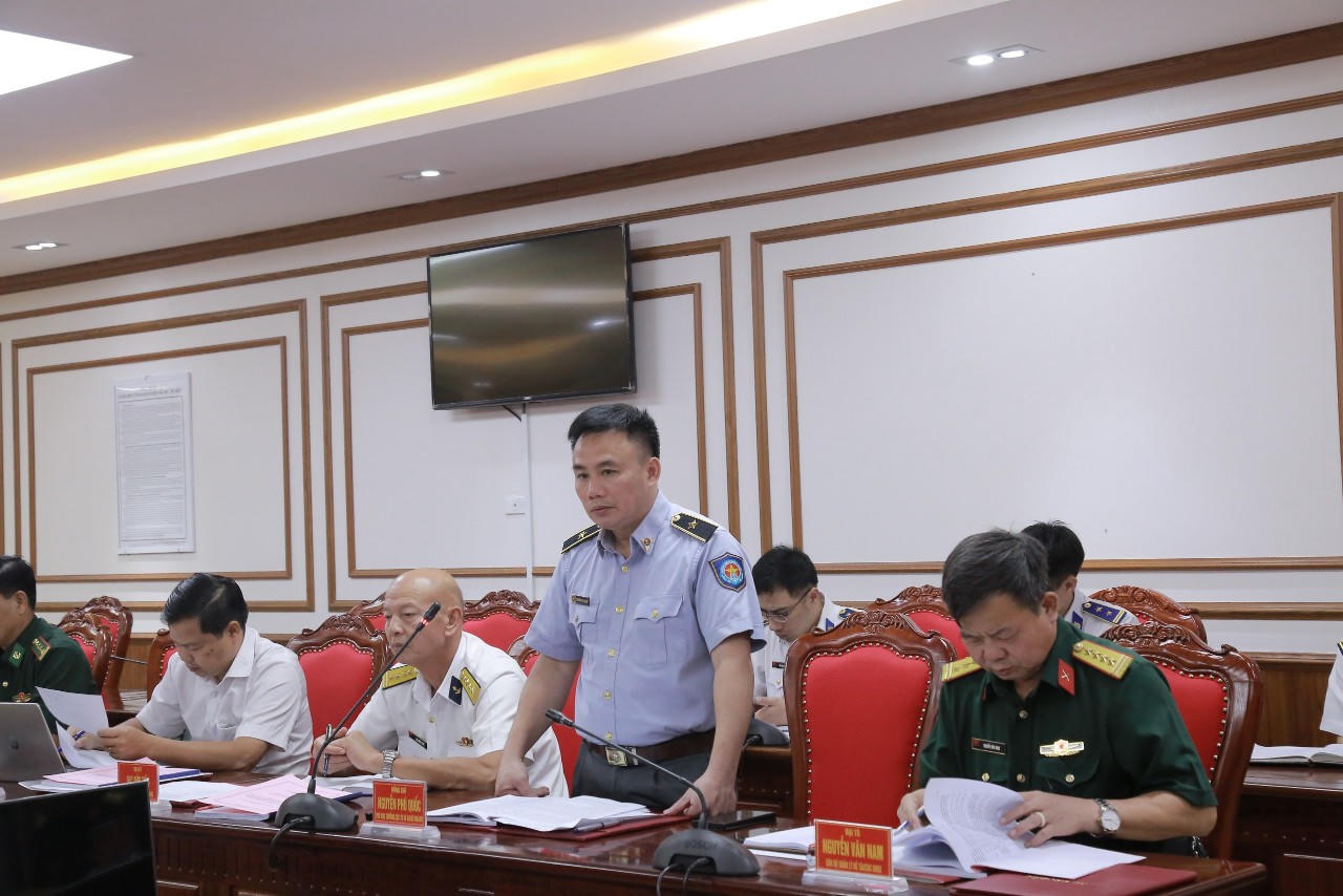 Cảnh sát biển Việt Nam phối hợp phòng, chống khai thác thủy sản bất hợp pháp