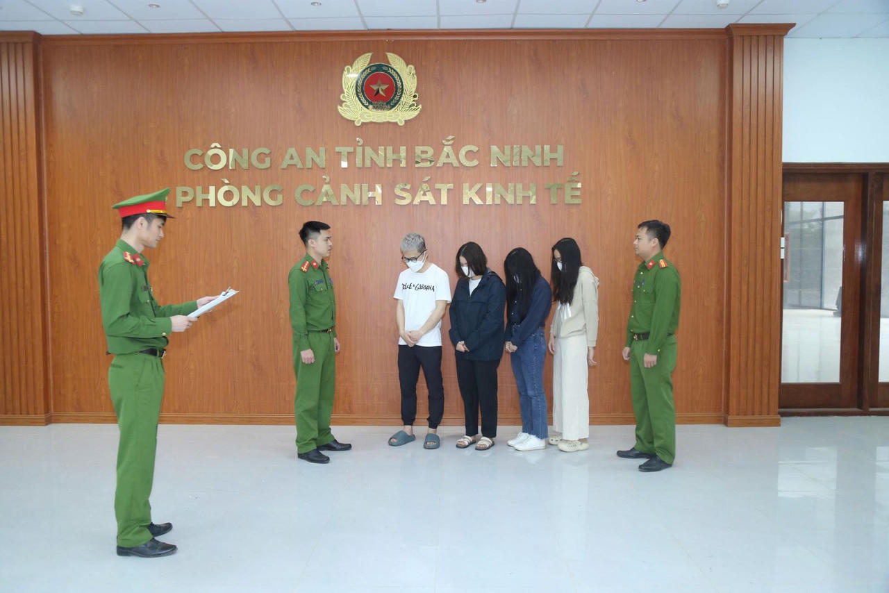 Khởi tố 4 đối tượng làm giả con dấu, tài liệu để trục lợi chính sách mua nhà ở xã hội