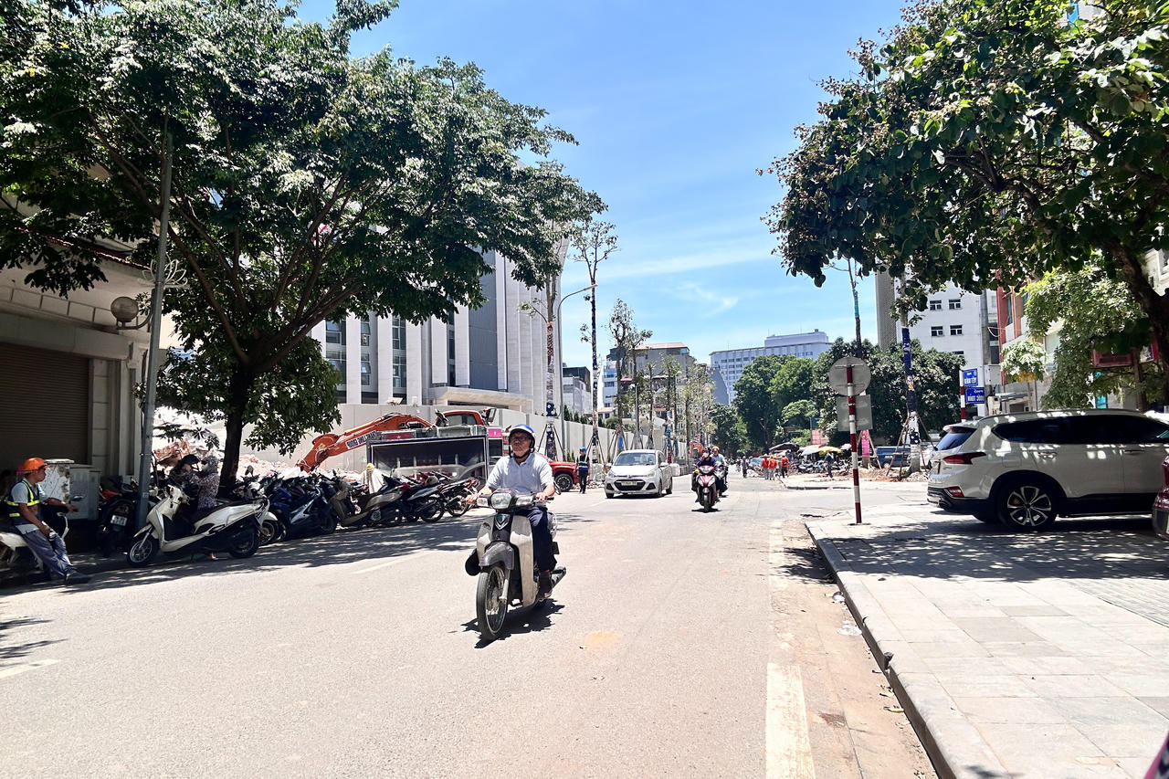 Nắng nóng diện rộng tiếp tục kéo dài