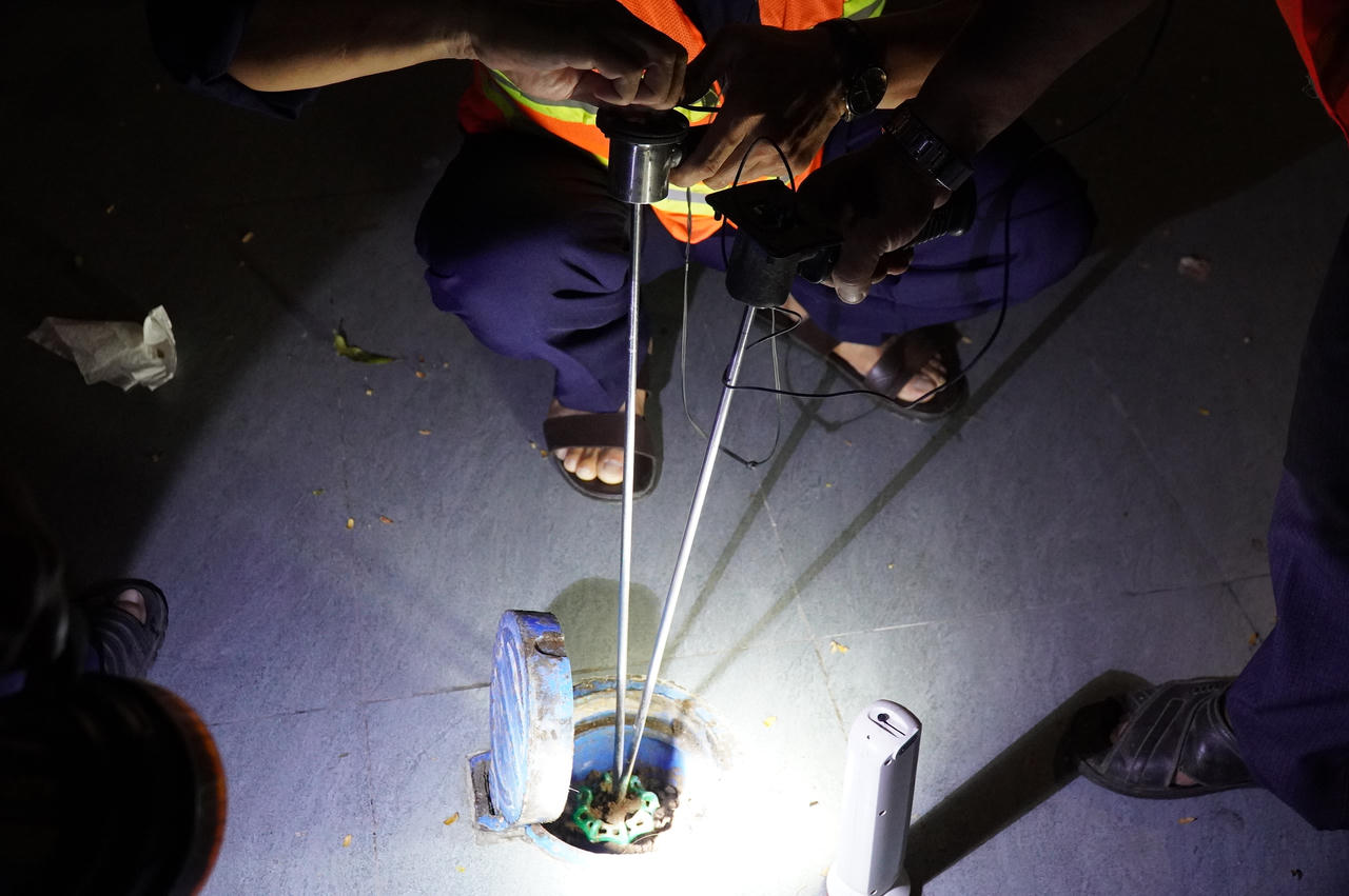 Giảm thất thoát nước: Từ chủ trương đến hành động và chuyển đổi quản trị -
Kỳ 1 -  “Săn” nước trong đêm: Áp lực từ chủ trương đến từng mét ống ngầm
