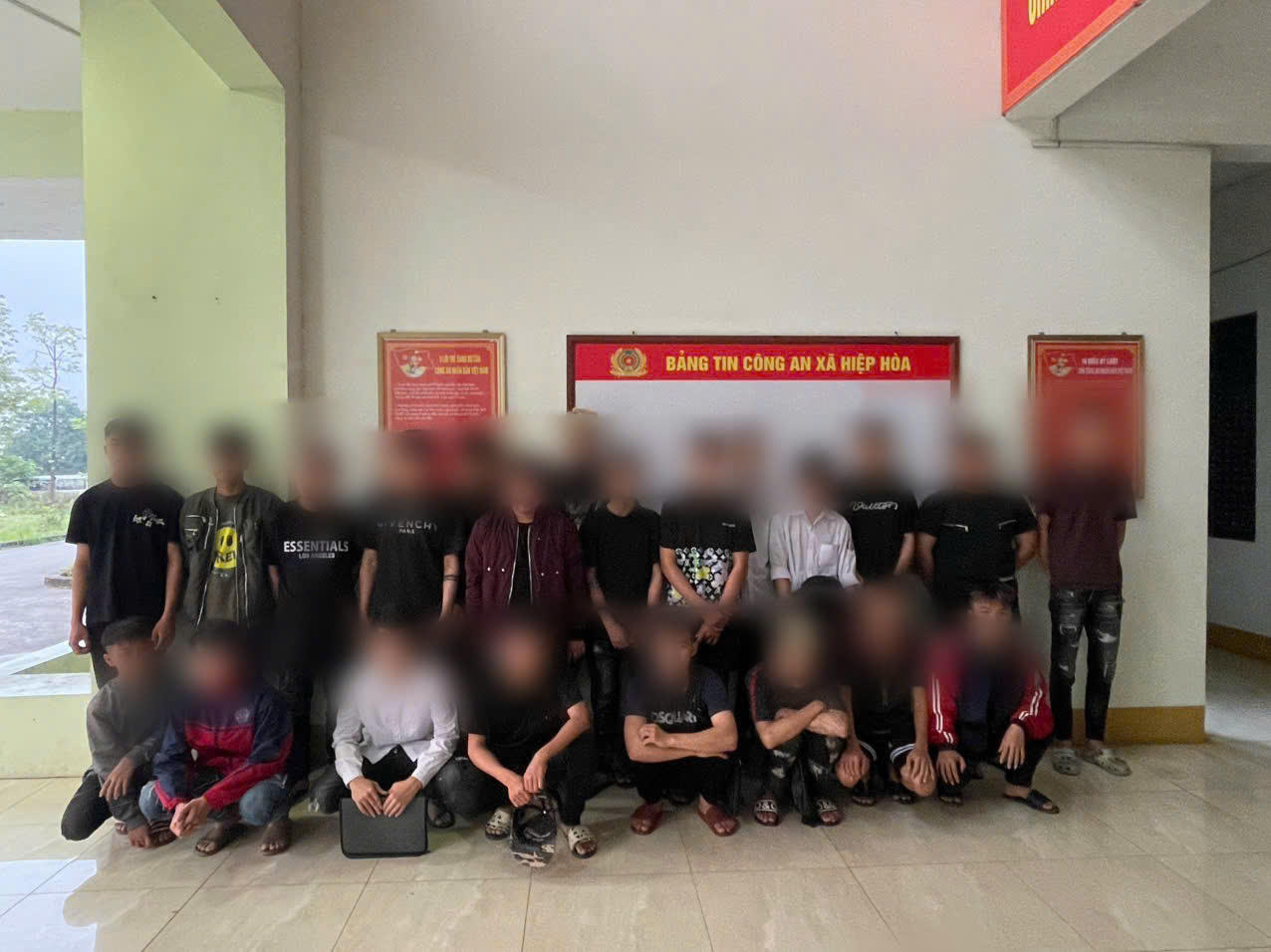 Triệu tập 25 đối tượng liên quan để làm rõ hành vi gây rối trật tự công cộng.