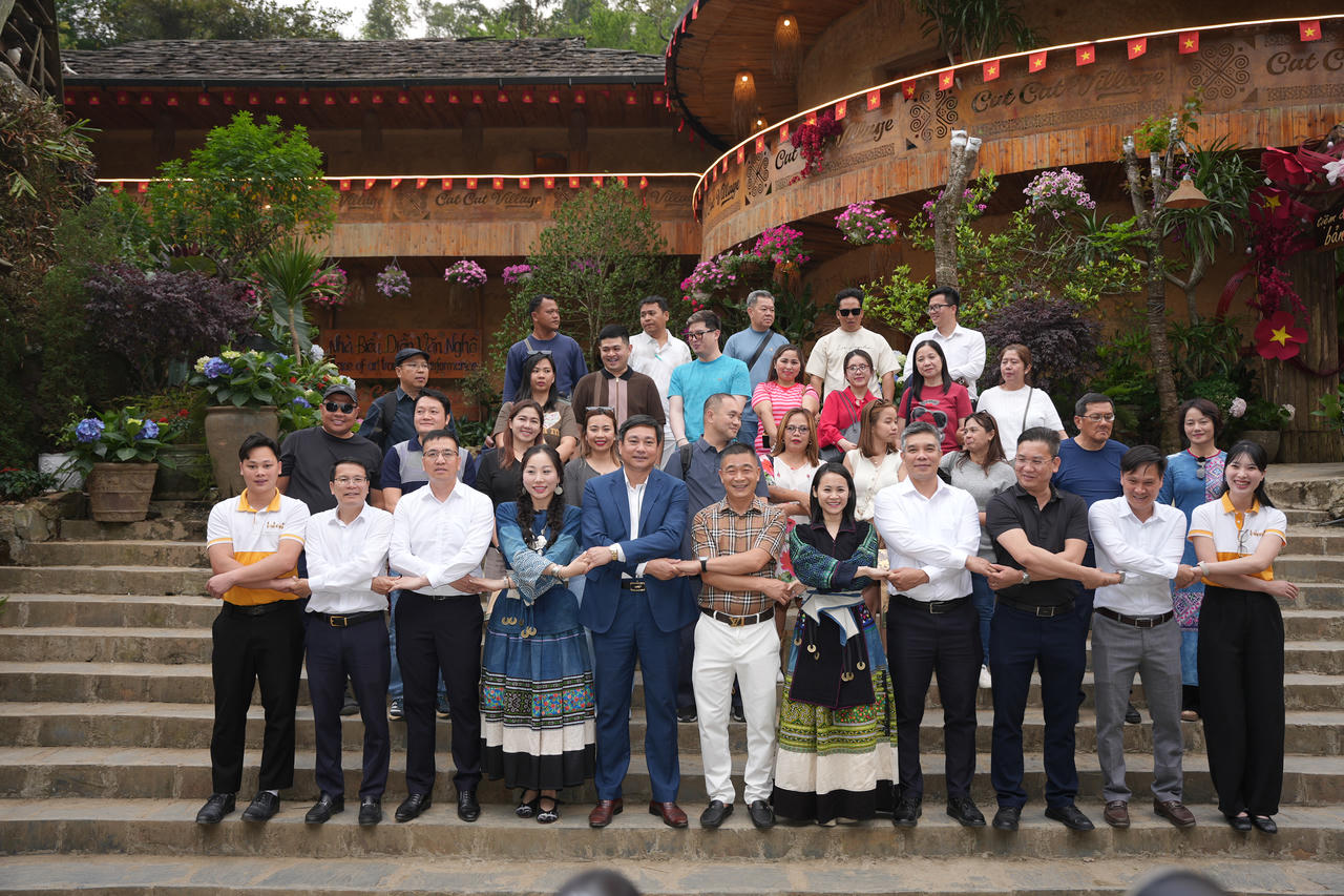 Hiệp hội Du lịch Lào Cai kết nối doanh nghiệp quốc tế khảo sát điểm đến Sa Pa