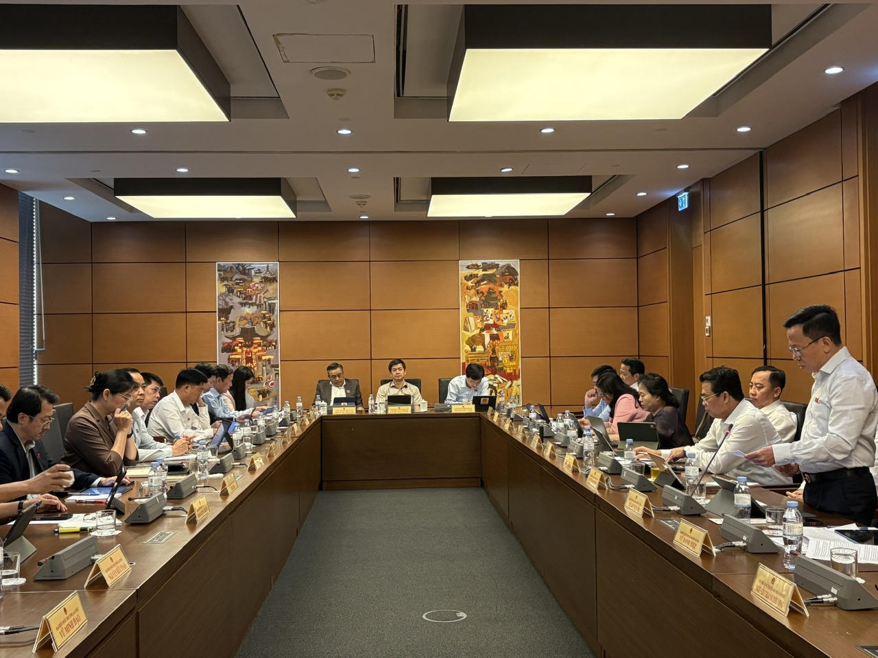 Quang cảnh cuộc họp tại Tổ 9. (Ảnh: PV)