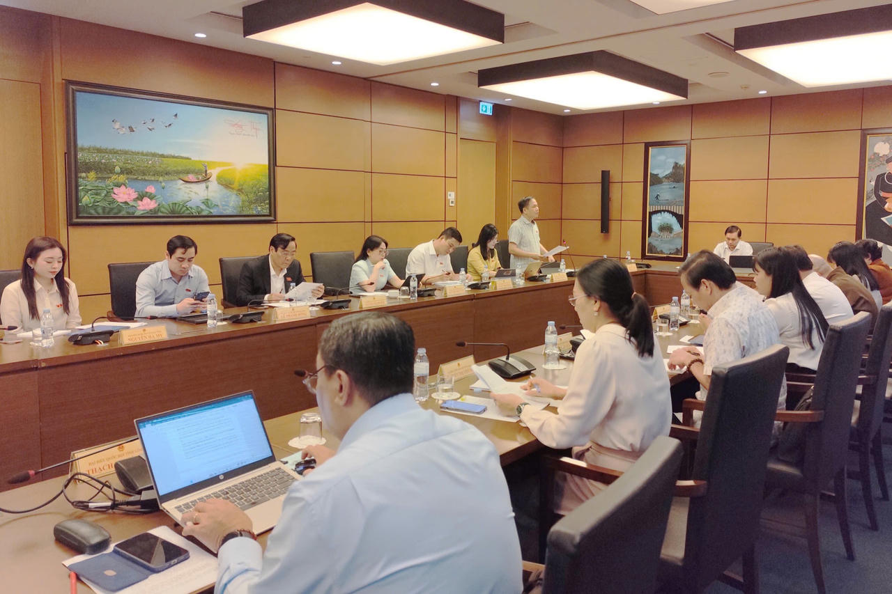 Bảo đảm sự phát triển bền vững dịch vụ công chứng trên toàn quốc