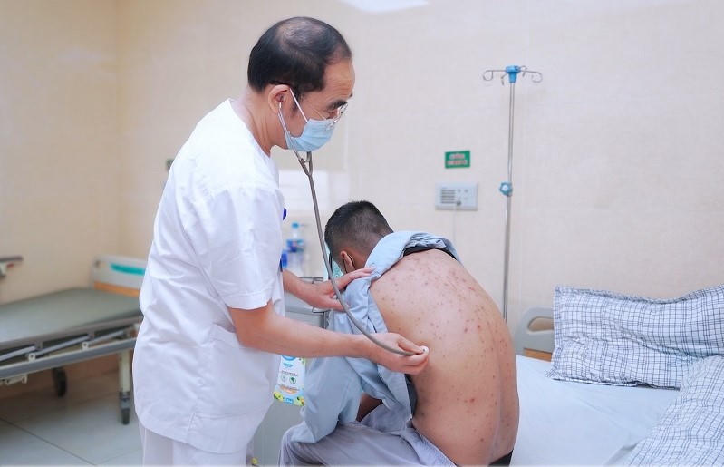 Cẩm Khê (Phú Thọ): Thủy đậu bội nhiễm gia tăng, bác sĩ cảnh báo biến chứng nguy hiểm nếu chủ quan điều trị