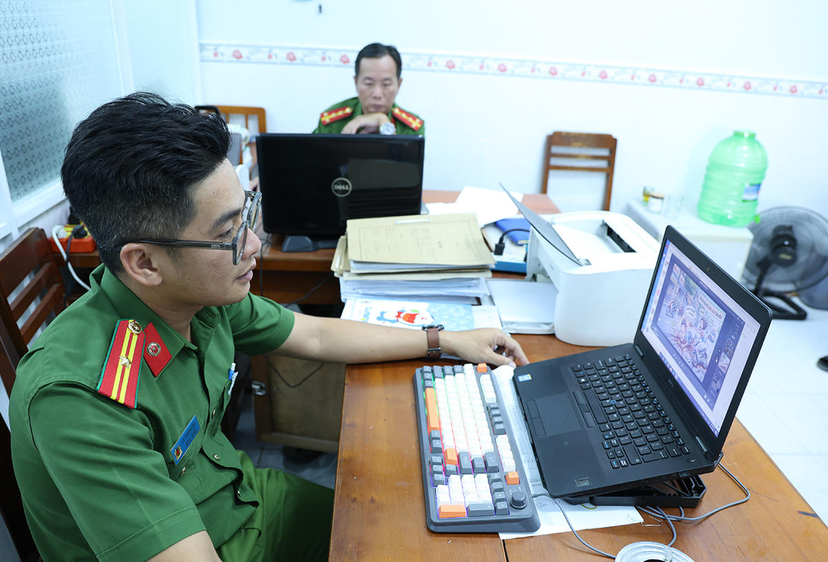 Thông tin về quản lý nhà nước về an ninh trật tự, PCCC và phòng chống tội phạm, tệ nạn xã hội được Công an phường cập nhập, chia sẻ lên nhóm Zalo kịp thời