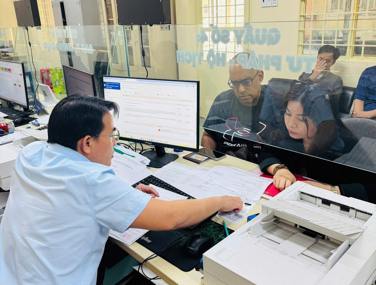 Đội ngũ cán bộ phải thực sự chủ động, chuyên nghiệp, dám nghĩ, dám làm và dám chịu trách nhiệm vì lợi ích chung.