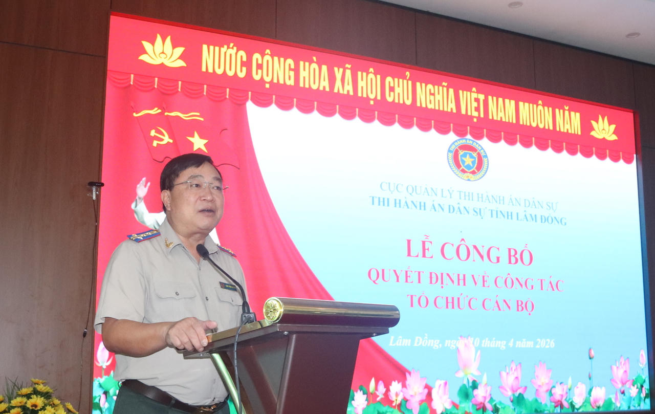 Trưởng THADS Lâm Đồng yêu cầu các đơn vị tiếp tục đẩy mạnh ứng dụng công nghệ thông tin, cải cách hành chính để nâng cao hiệu quả công việc.