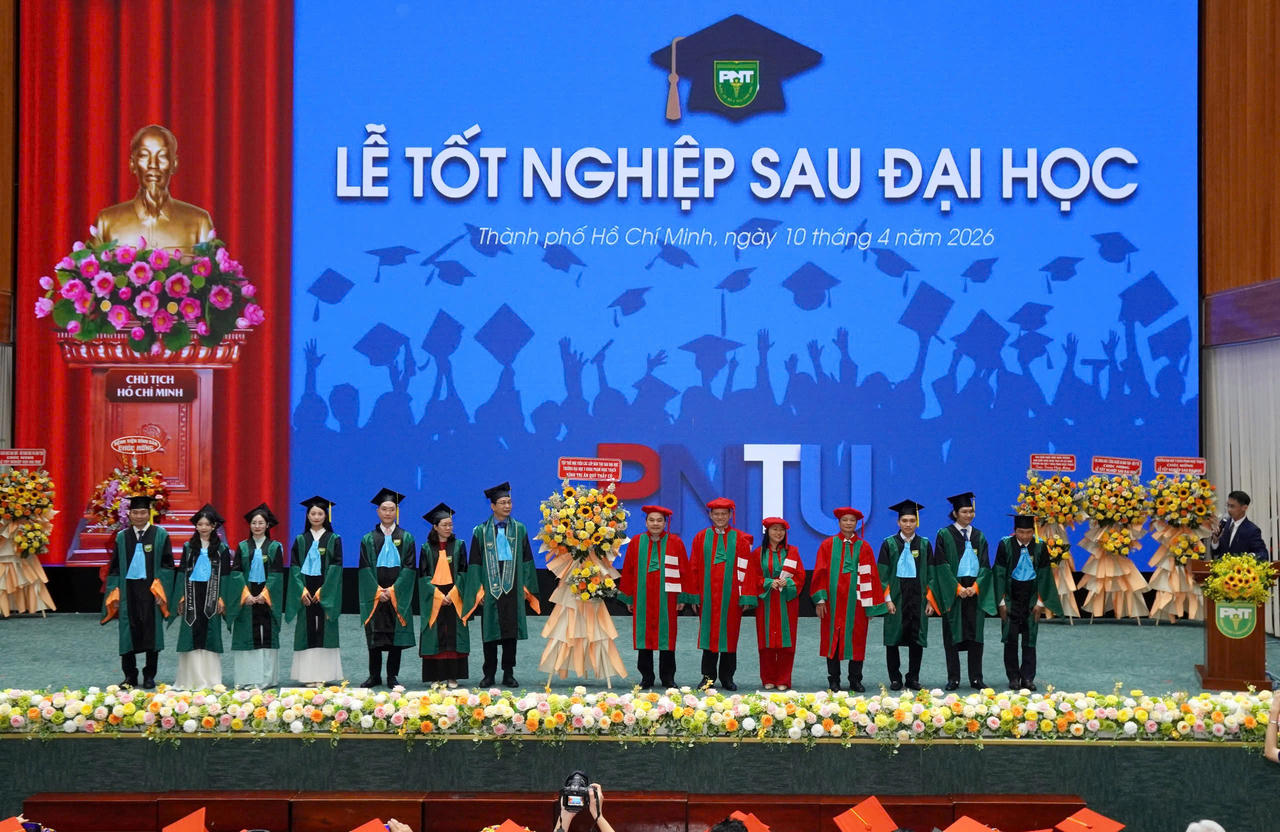 Trường ĐH Y khoa Phạm Ngọc Thạch tổ chức tốt nghiệp cho 945 học viên sau đại học
