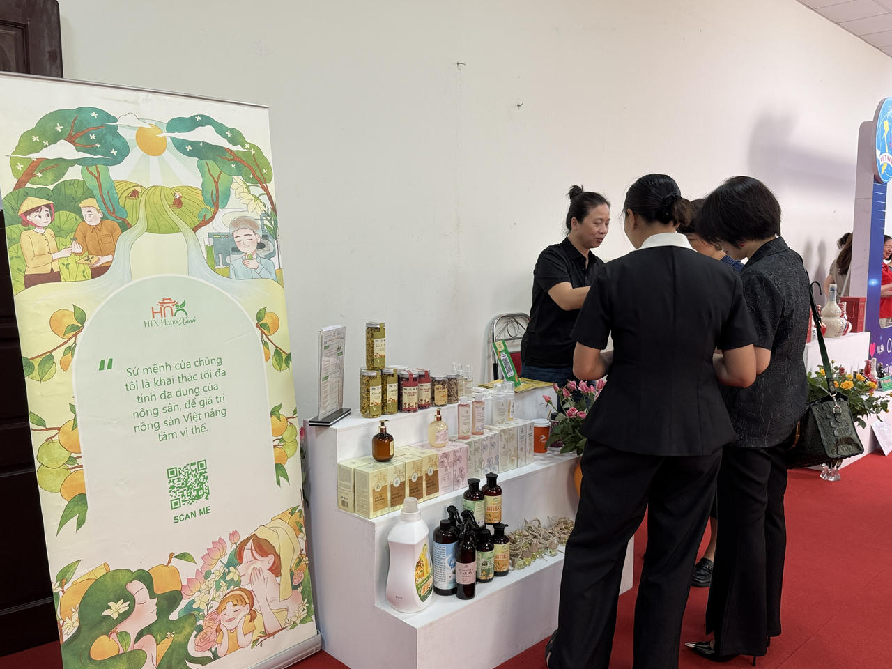 Phụ nữ Thủ đô đẩy mạnh ứng dụng công nghệ, chuyển đổi số trong kinh tế tập thể