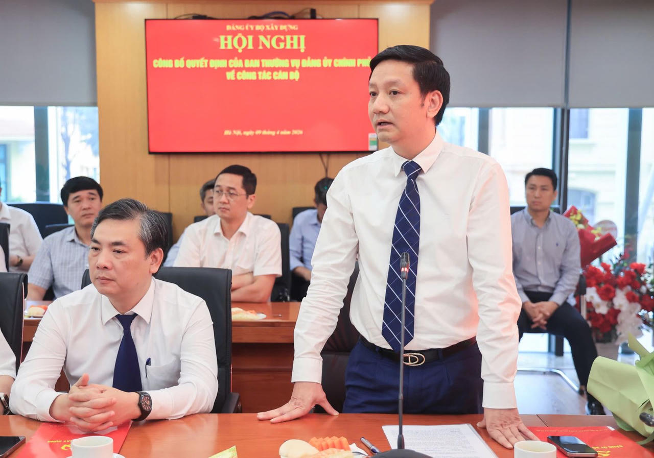 Ông Bùi Quang Thái - Ủy viên Ban chấp hành Đảng bộ Bộ, Bí thư Đảng ủy,&nbsp;Cục trưởng Cục Đường bộ Việt Nam phát biểu tại Hội nghị