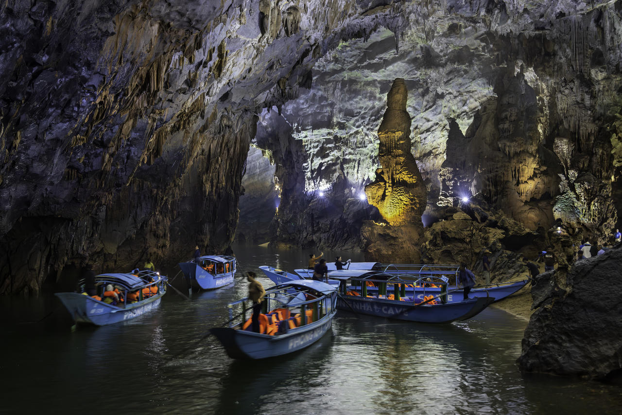 Phong Nha - Kẻ Bàng với giá trị địa chất, sinh thái độc đáo được thế giới công nhận, đang đứng trước cơ hội bước vào giai đoạn phát triển mới.