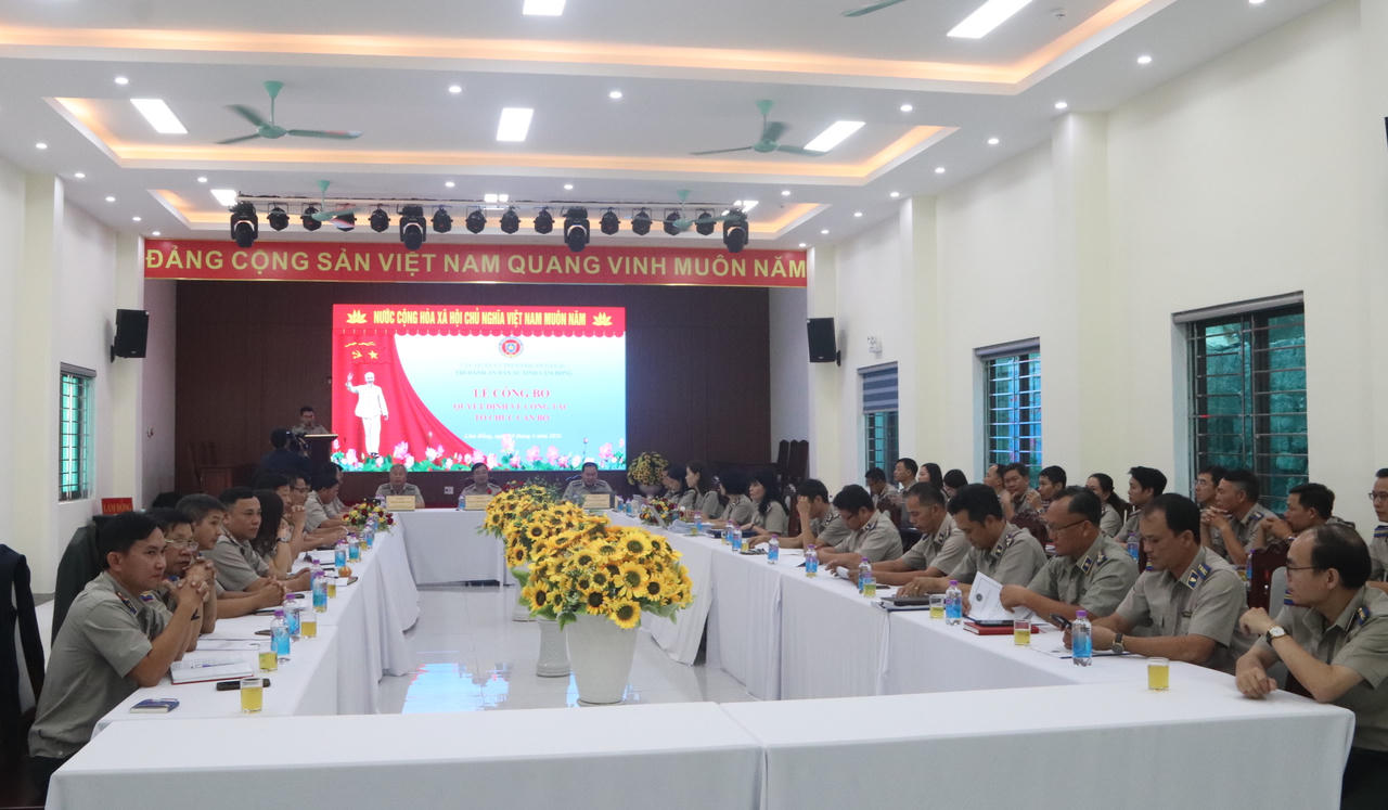 Toàn cảnh Hội nghị.