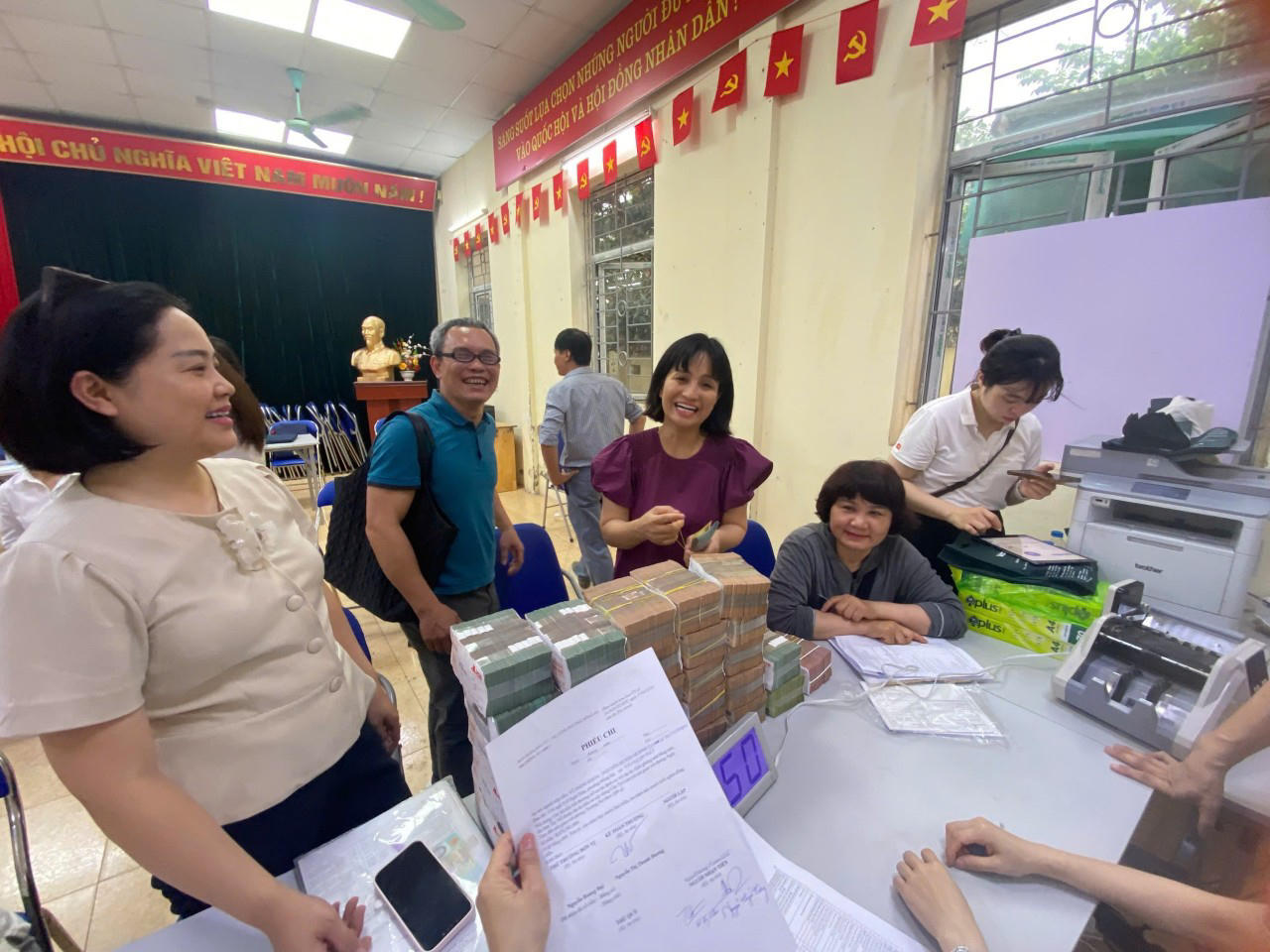 Phường Hồng Hà (Hà Nội): Được đền bù thoả đáng, nhiều hộ dân đồng thuận bàn giao mặt bằng phục vụ dự án cầu Tứ Liên