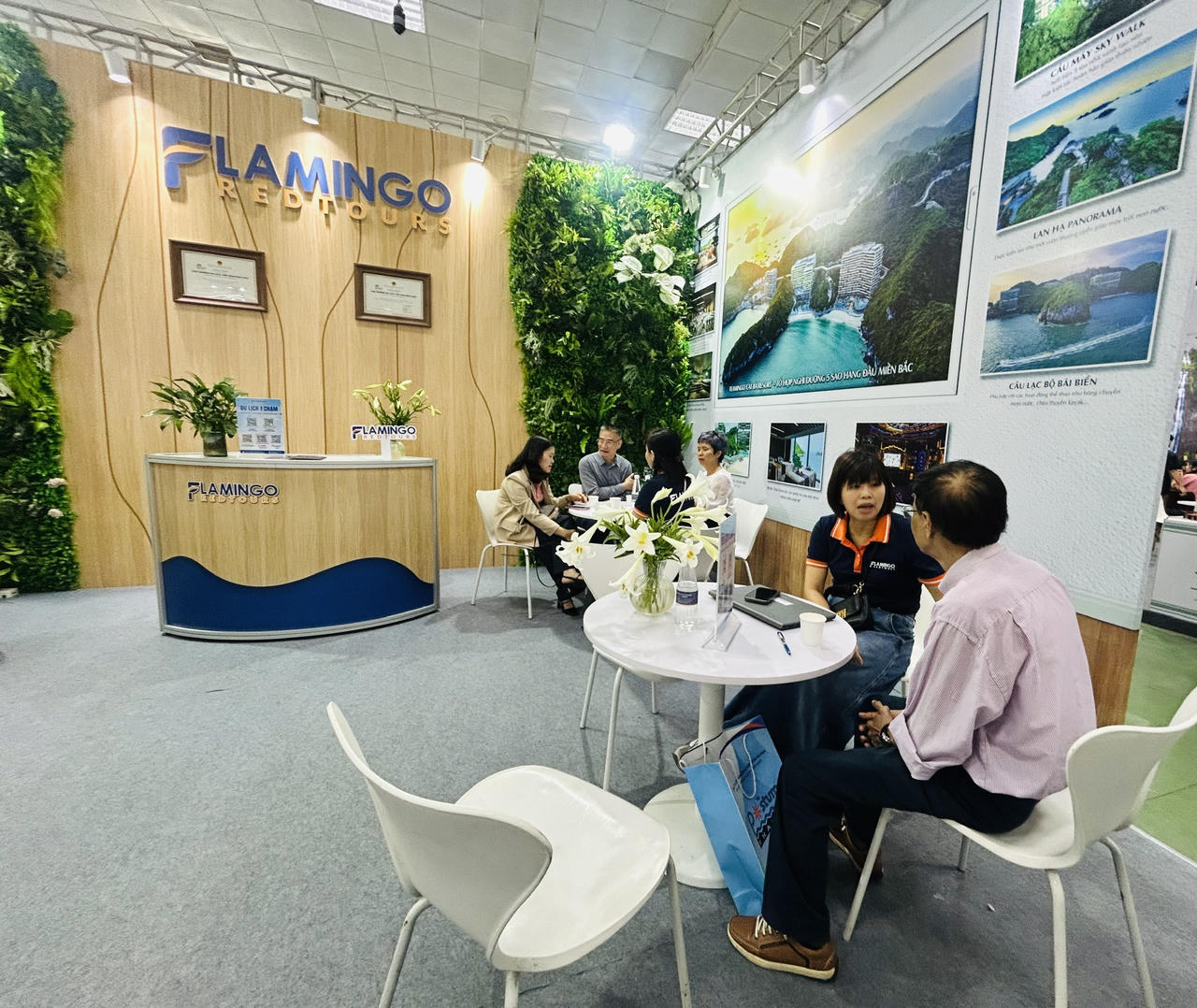 Những ưu đãi tại hội chợ chính là “đòn bẩy” để thúc đẩy đà bứt phá của thị trường (Ảnh: Thùy Dương)