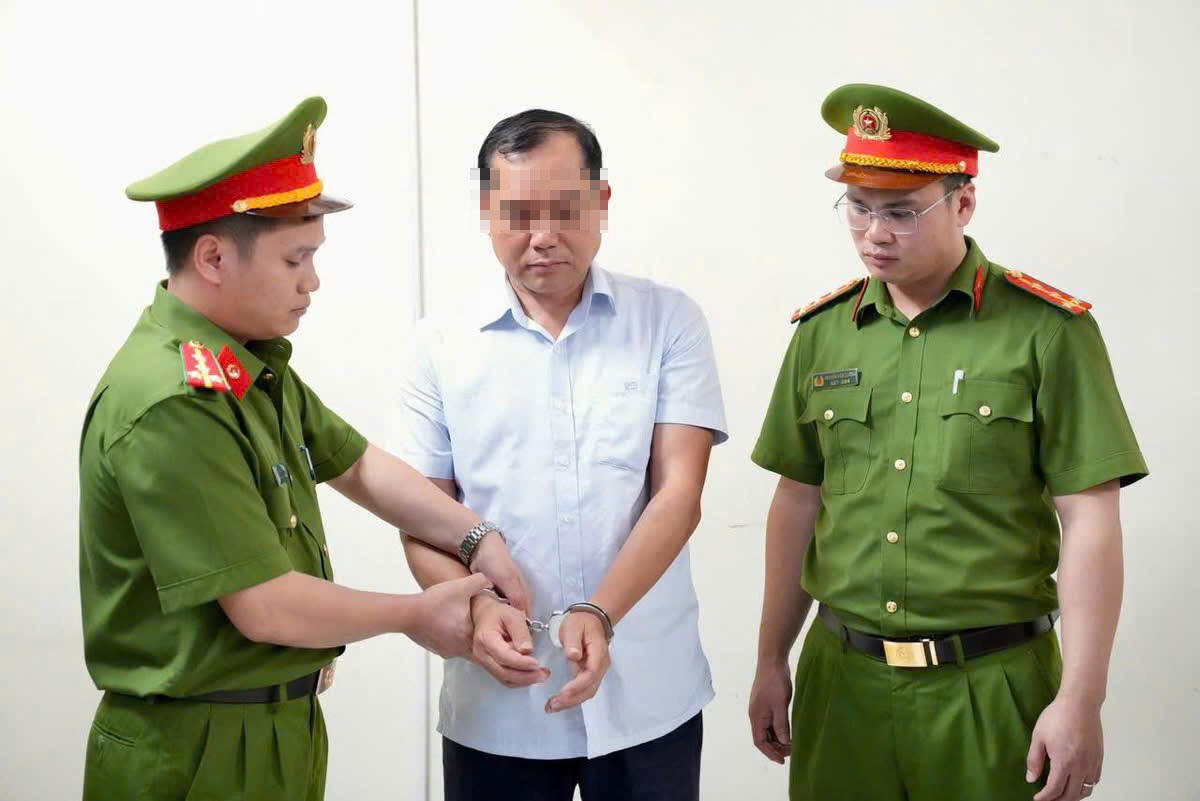 Bắt giữ nguyên Phó Chủ tịch UBND TP Phúc Yên Hoàng Trọng Lợi 