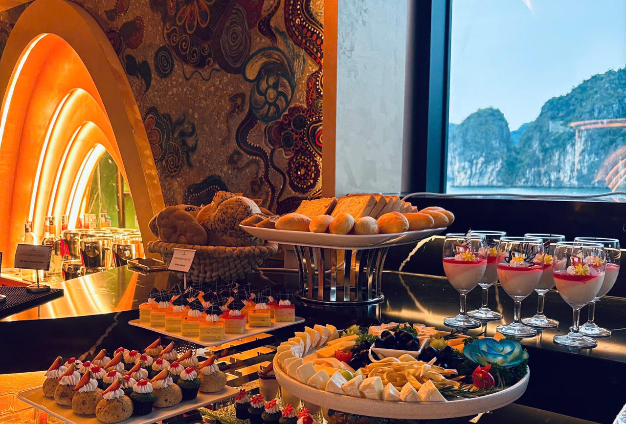 Du thuyền Catherine Horizon - Tuyệt tác giữa lòng di sản thiên nhiên thế giới