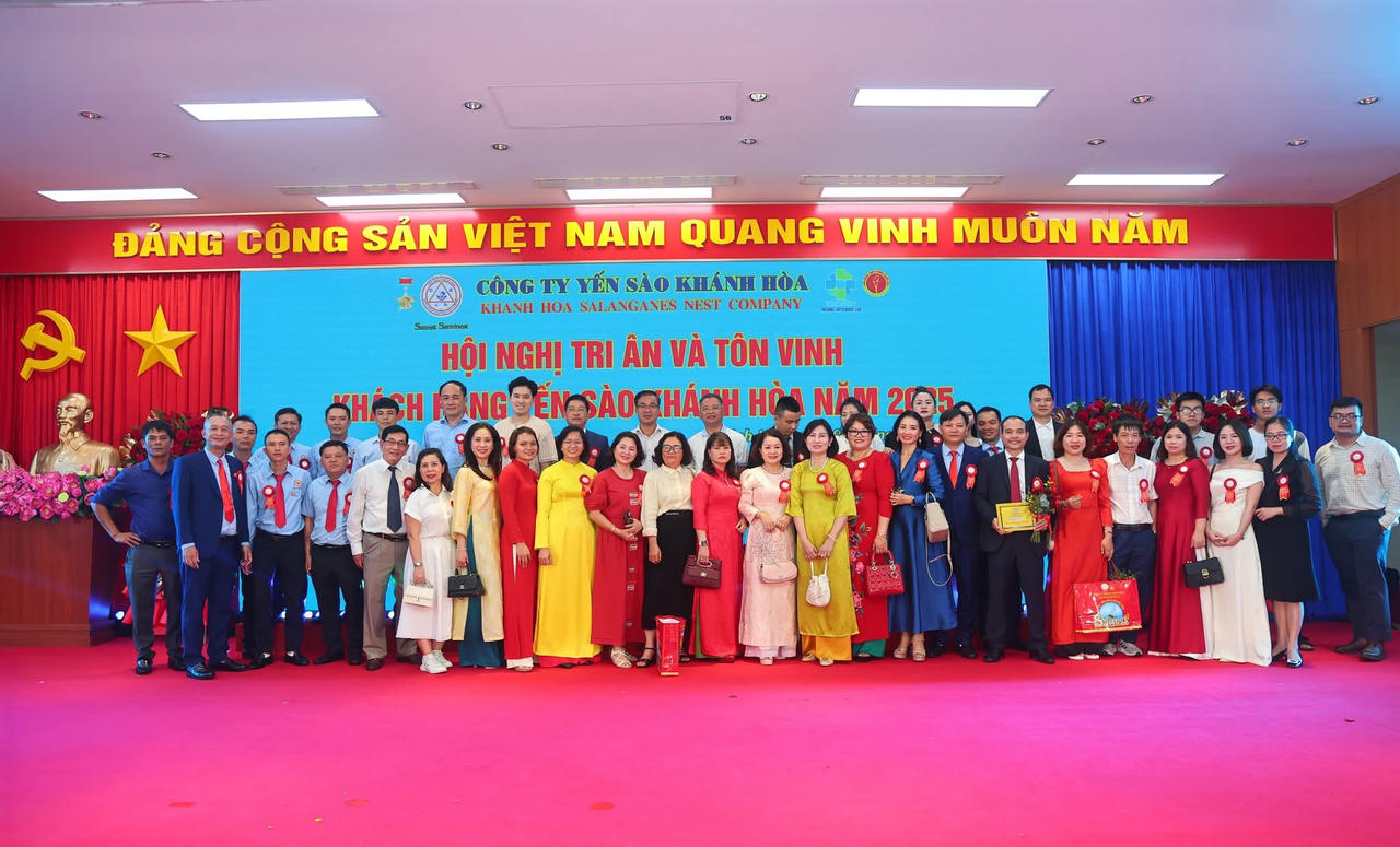 Sanvinest Khánh Hòa tri ân đến những đóng góp của các đại lý, nhà phân phối, khách hàng.