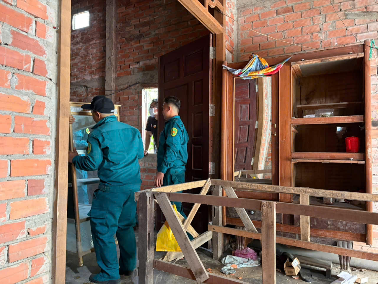 Đồng Tháp: Sạt lở nghiêm trọng trên tuyến Đông sông Phú An, nhiều hộ dân bị đe dọa