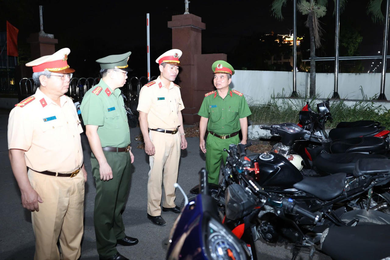 Ninh Bình: Tăng cường tuần tra đêm, quyết dẹp tình trạng thanh thiếu niên tụ tập đua xe