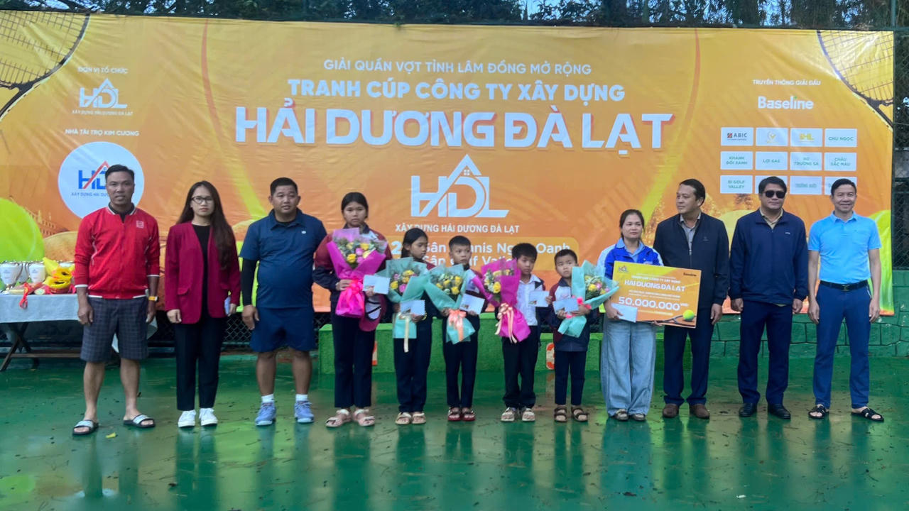 Giải quần vợt hỗ trợ học sinh có hoàn cảnh khó khăn ở Lâm Đồng