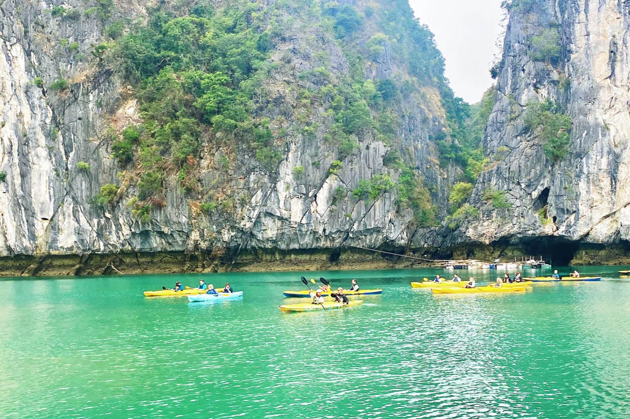 Du lịch Việt đánh thức “kho báu” biển đảo Du lịch Việt đánh thức “kho báu” biển đảo