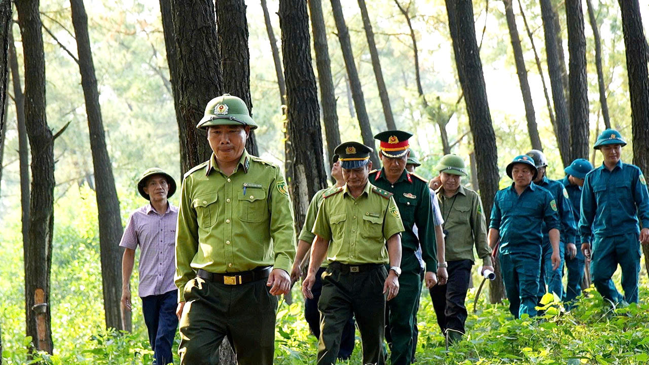 Quảng Trị tổ chức lực lượng để thường xuyên tuần tra, kiểm soát rừng, ứng phó với “giặc lửa”.