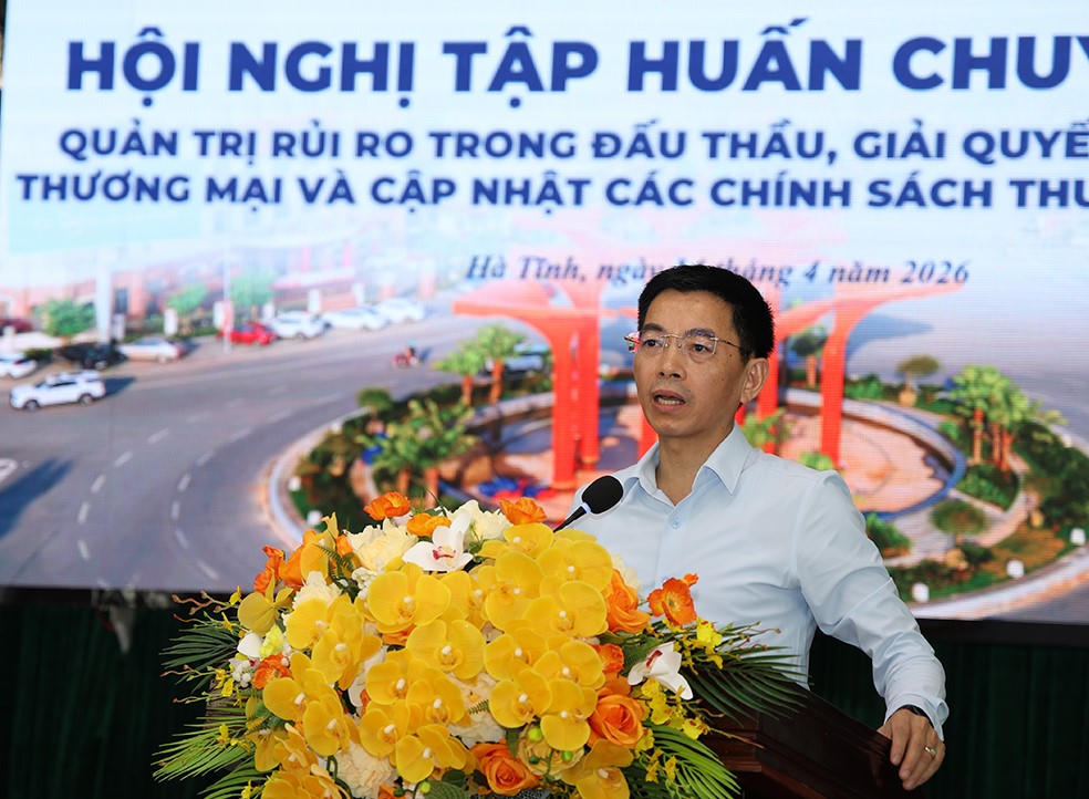 Ông Nguyễn Quốc Tuấn-Giám đốc Sở Tư pháp Hà Tĩnh phát biểu khai mạc.