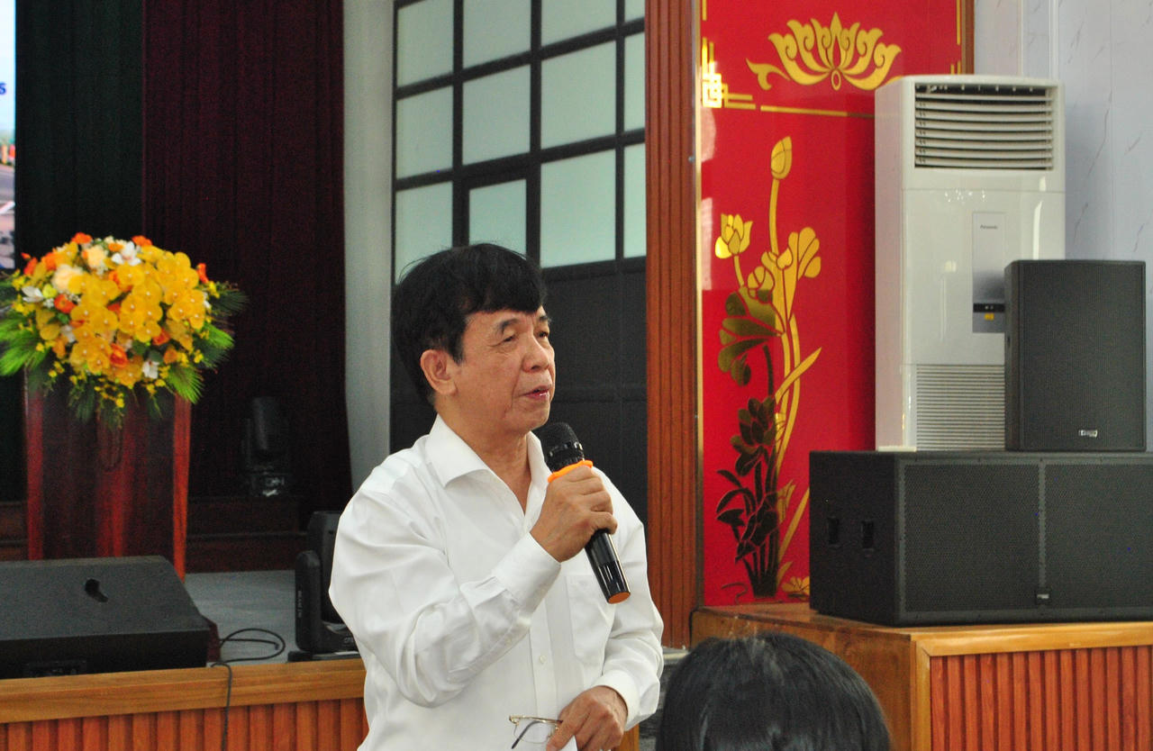 GS.TS Lê Hồng Hạnh- Chủ tịch Trung tâm Trọng tài Quốc tế Việt Nam(VIAC) cung cấp kiến thức pháp lý chuyên sâu trong đấu thầu, giải quyết tranh chấp thương mại.