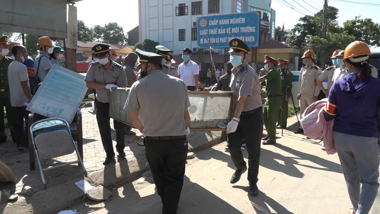 Một vụ phải tiến hành cưỡng chế thi hành án tại tỉnh Điện Biên.