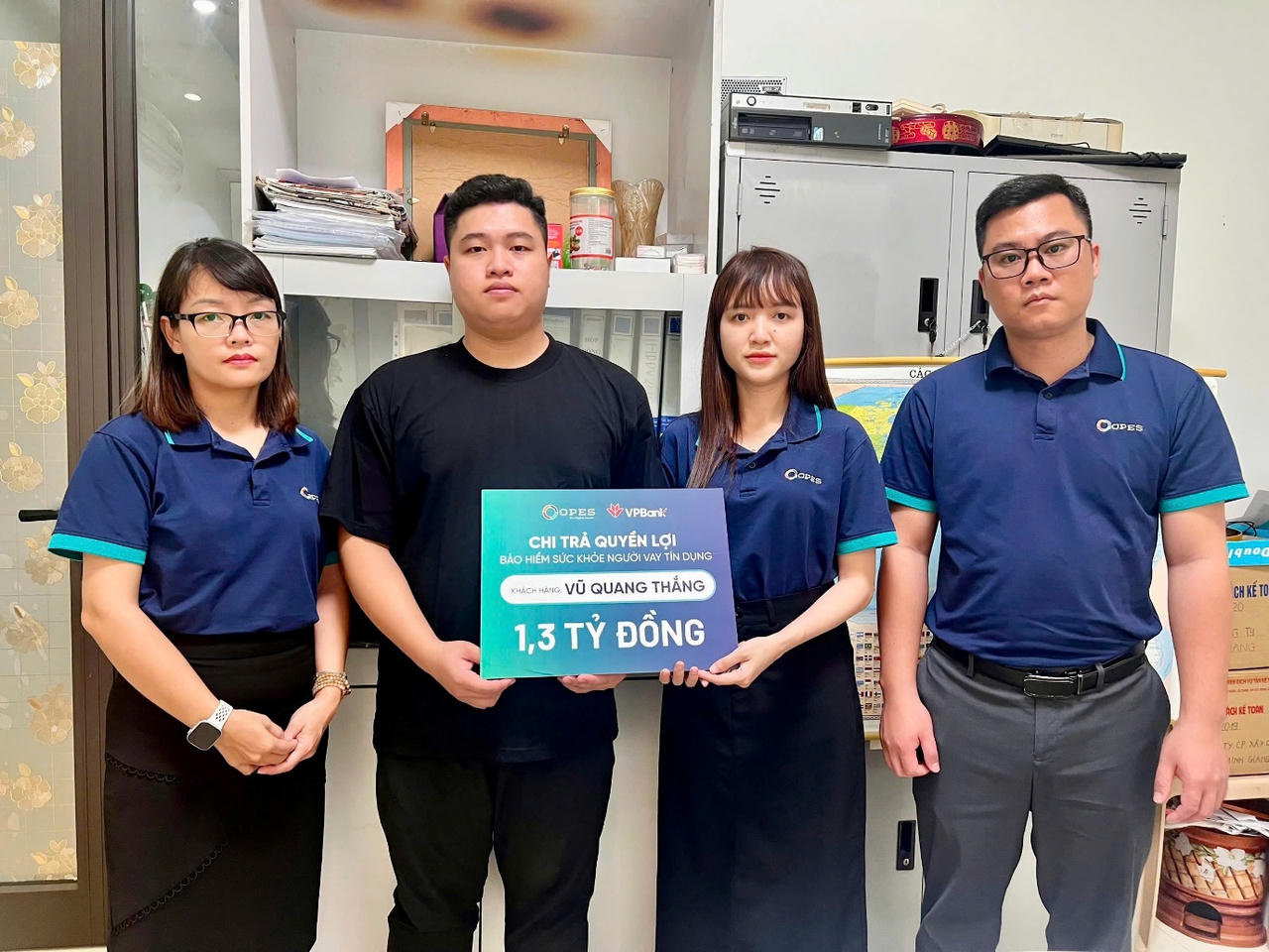OPES chi trả 1,3 tỷ đồng bảo hiểm cho gia đình khách hàng Vũ Quang Thắng.