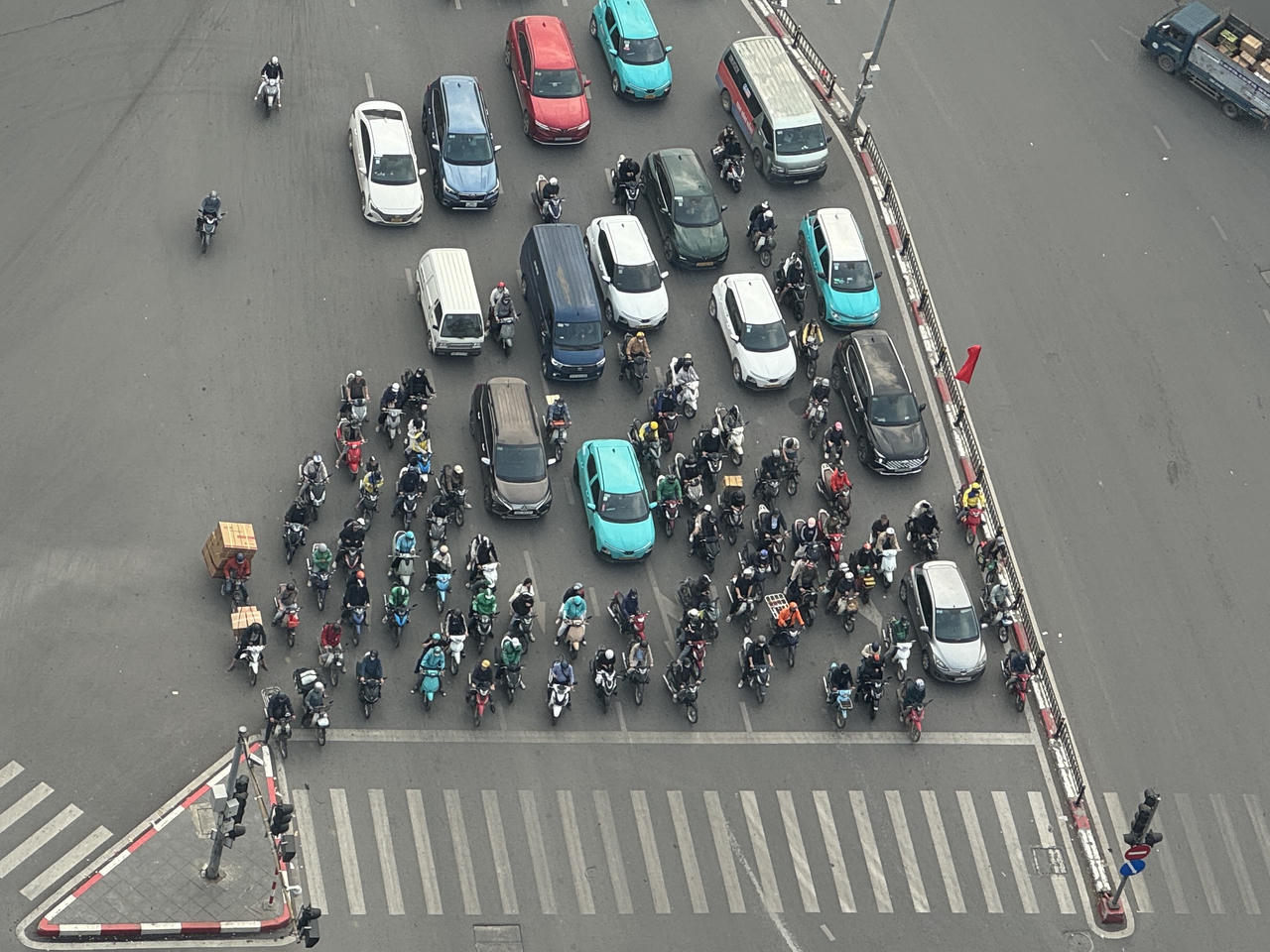 Cục CSGT lên tiếng trước thông tin ‘nâng mức phạt vi phạm giao thông’