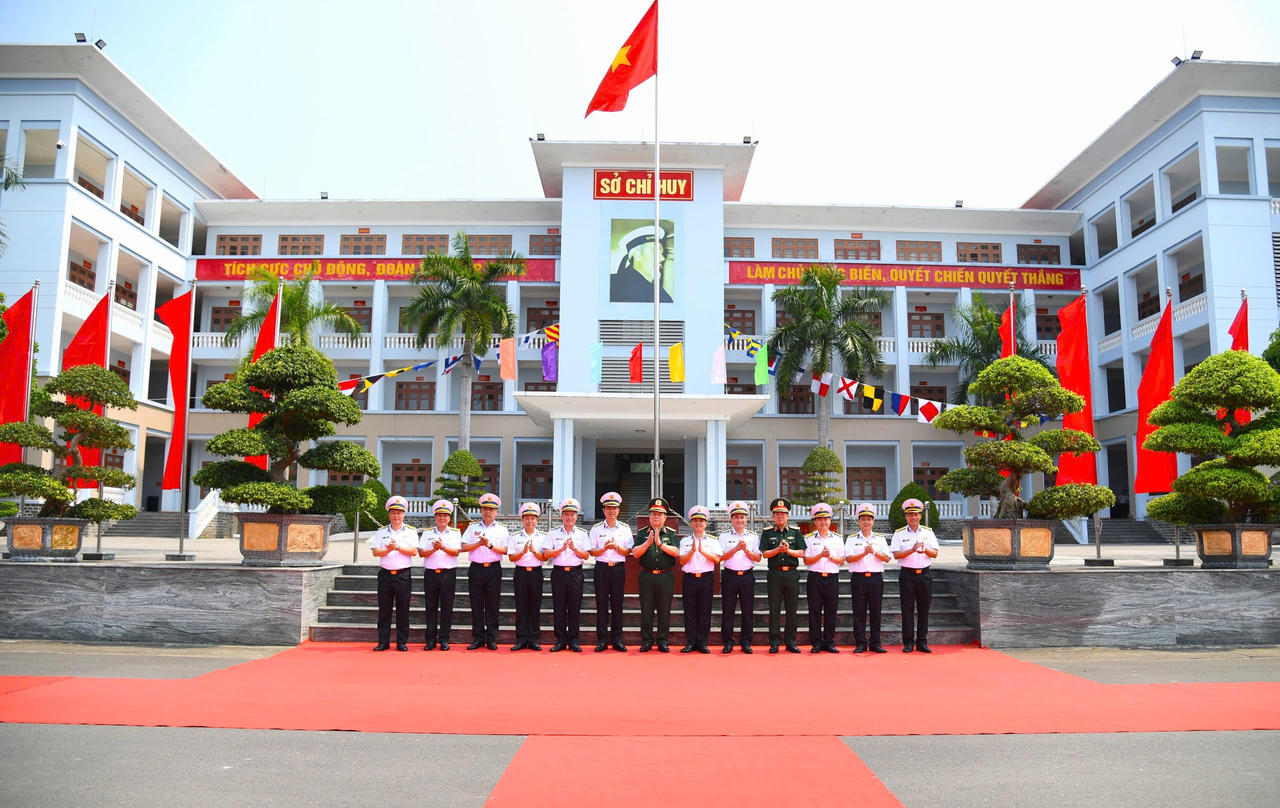 Đại tướng Nguyễn Trọng Nghĩa thăm, kiểm tra Bộ CHQS TP Đà Nẵng.