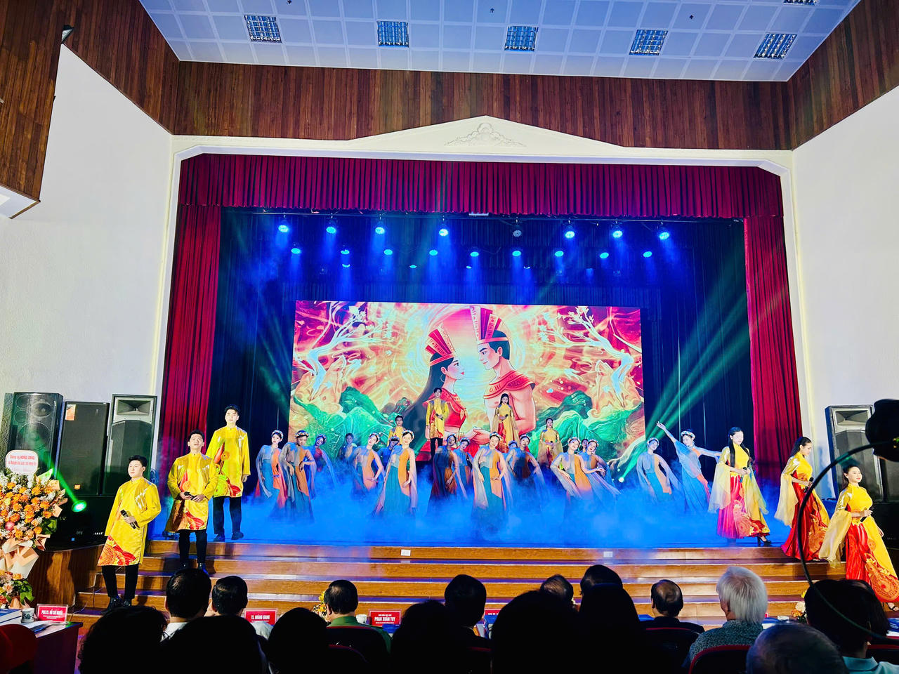 Tại Hội thảo, các tham luận tập trung thảo luận sâu vào 5 nhóm vấn đề chính. (Ảnh: PV)