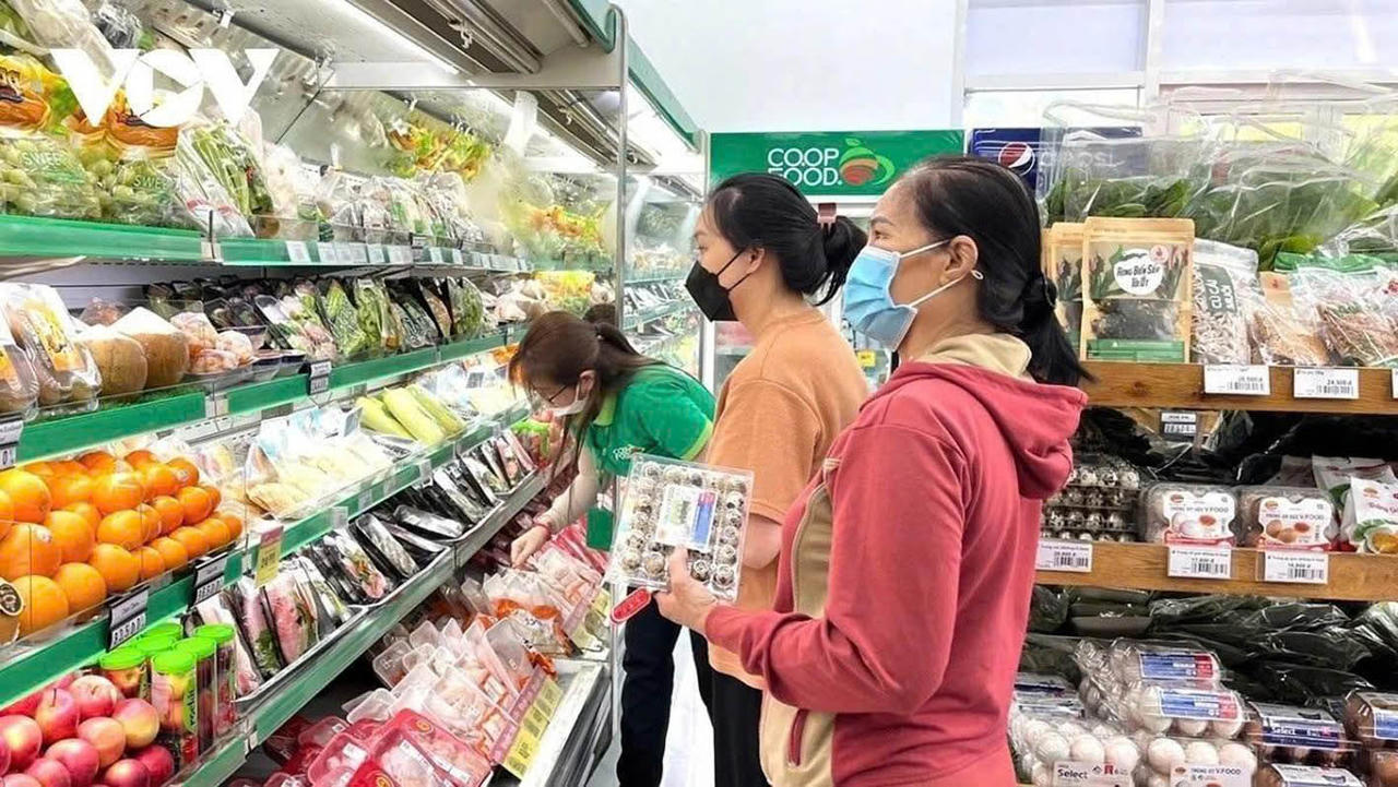 Đề xuất nâng mức thu nhập làm căn cứ xác định người phụ thuộc lên 3 triệu