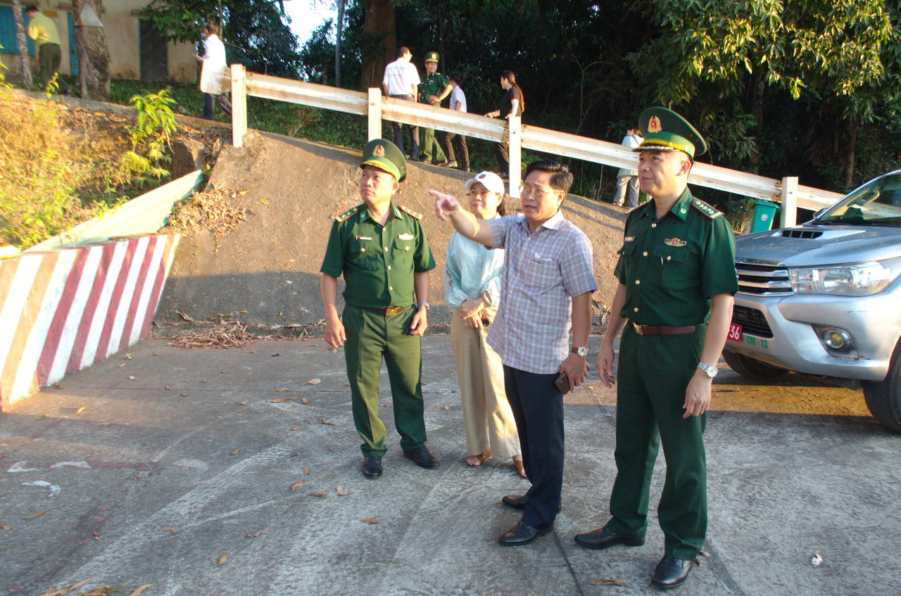 Thường trực HĐND tỉnh Cà Mau khảo sát tại đảo Hòn Khoai