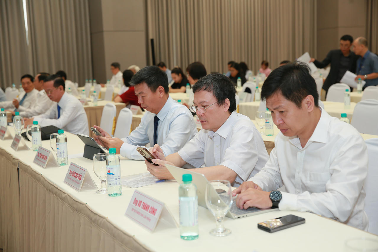 Hội thảo thu hút nhiều khách mời là các cán bộ lãnh đạo, chuyên gia... trong lĩnh vực.