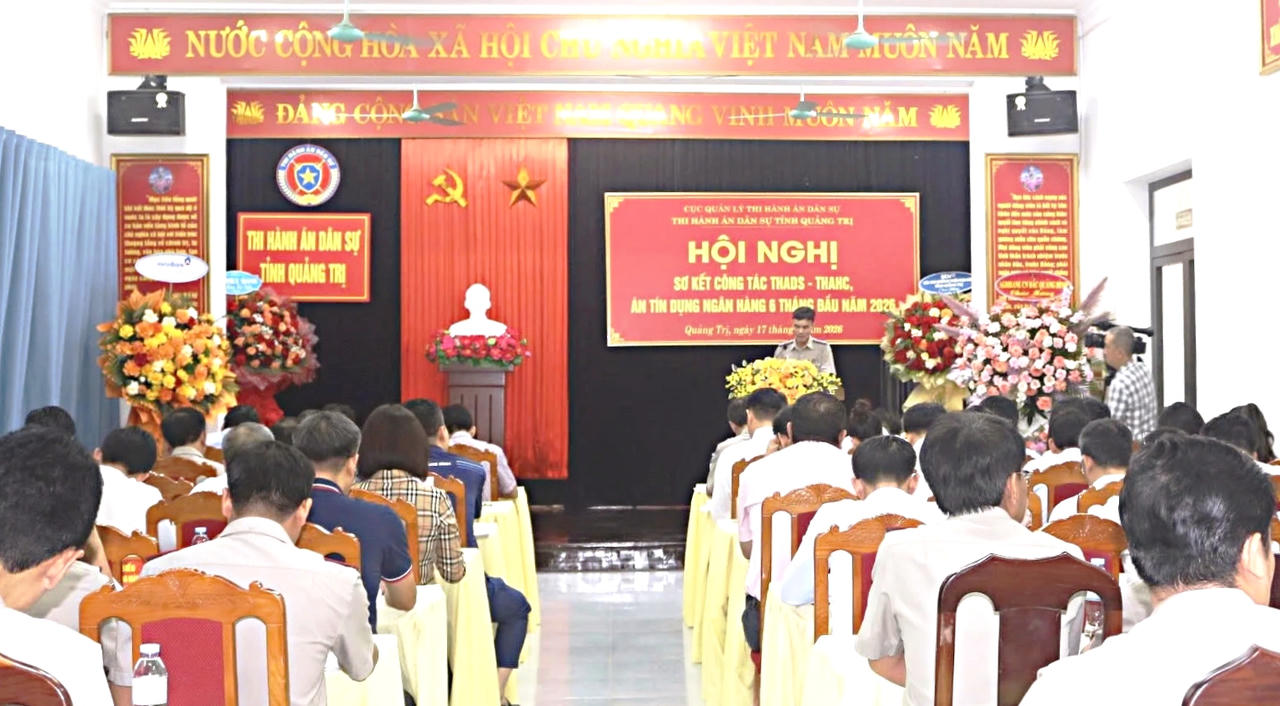 Quang cảnh hội nghị.