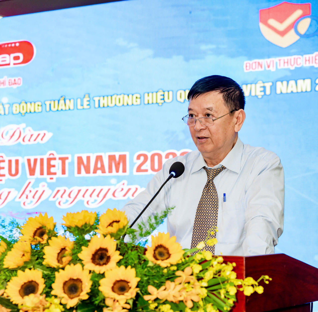 sinh1_1776417876.jpg
