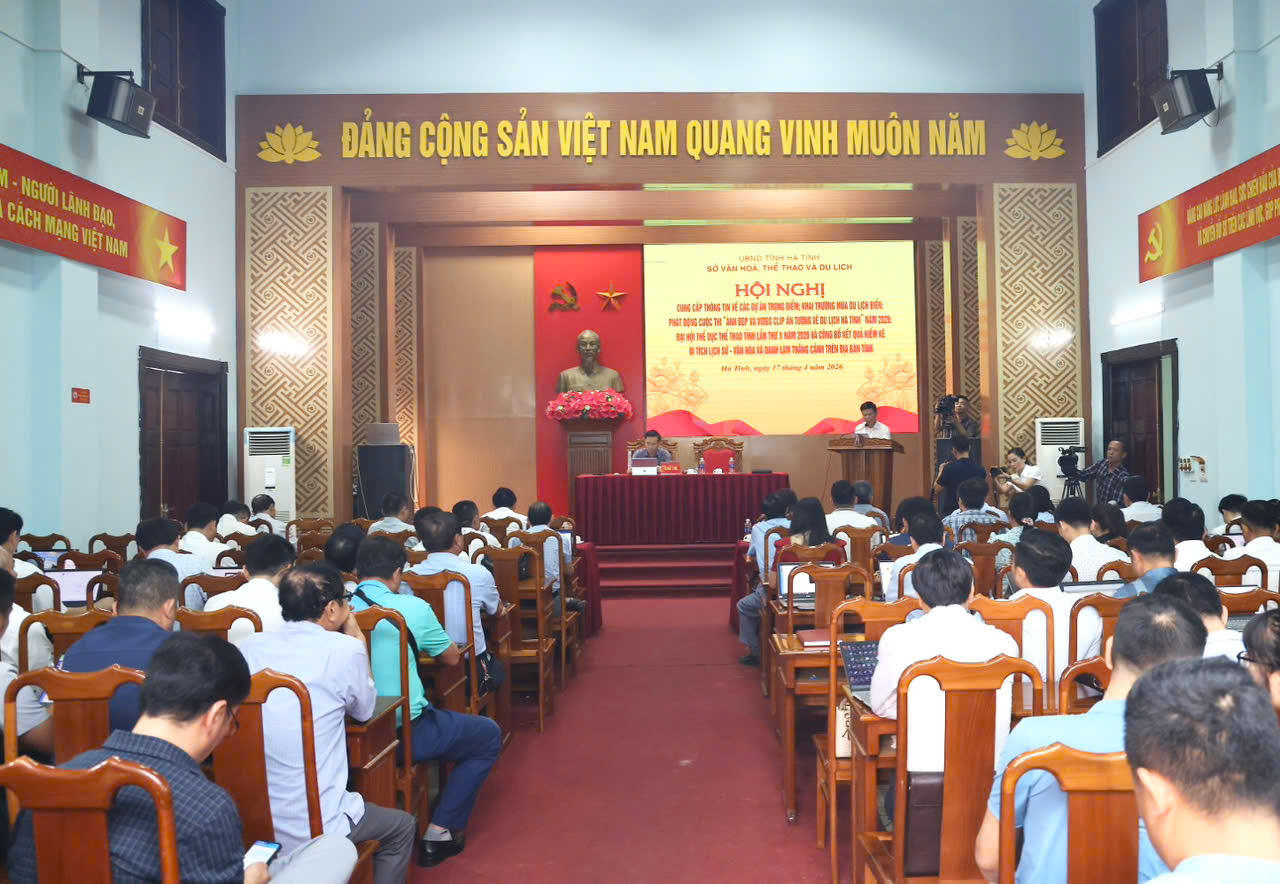 Các đại biểu dự Hội nghị.