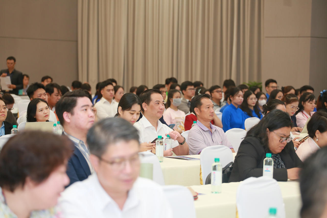 Các câu chuyện thực tiễn từ các mô hình khởi nghiệp&nbsp;đã phác họa rõ nét con đường xoay chuyển vận mệnh của nền sản xuất hiện đại…