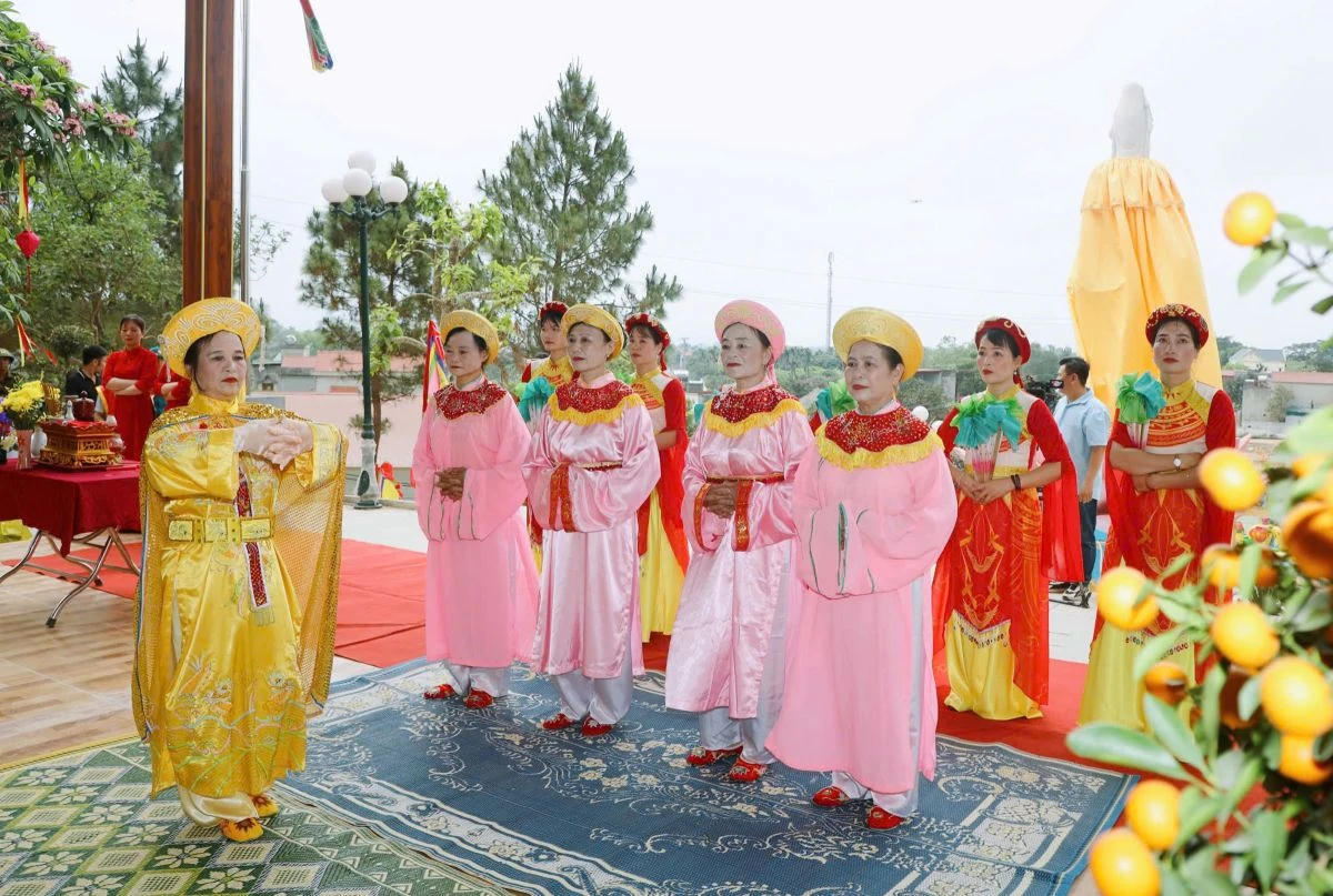 Thanh Hóa: Khai mạc Lễ hội Phủ Vàng năm 2026