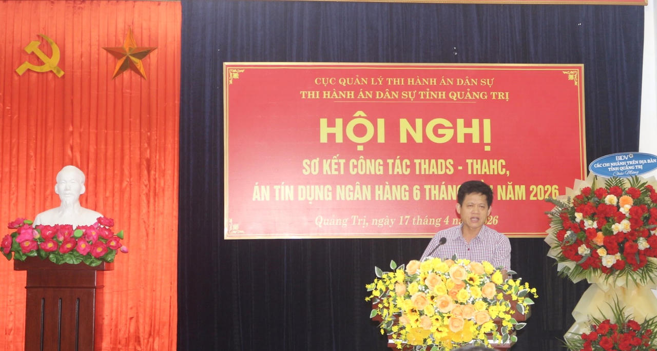 Phó Chủ tịch UBND tỉnh, Trưởng Ban Chỉ đạo THADS tỉnh Lê Văn Bảo phát biểu chỉ đạo tại hội nghị.