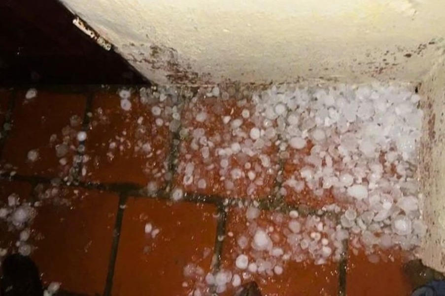 Mưa đá, dông lốc xuất hiện ở một số xã, phường tỉnh Thanh Hóa