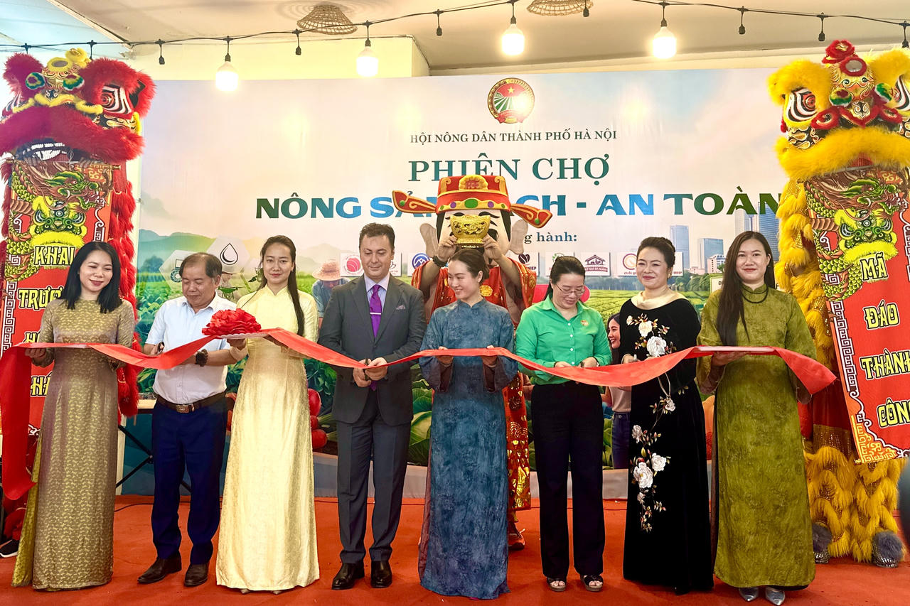 Hàng trăm sản phẩm được giới thiệu tại Phiên chợ Nông sản Hà Nội 2026